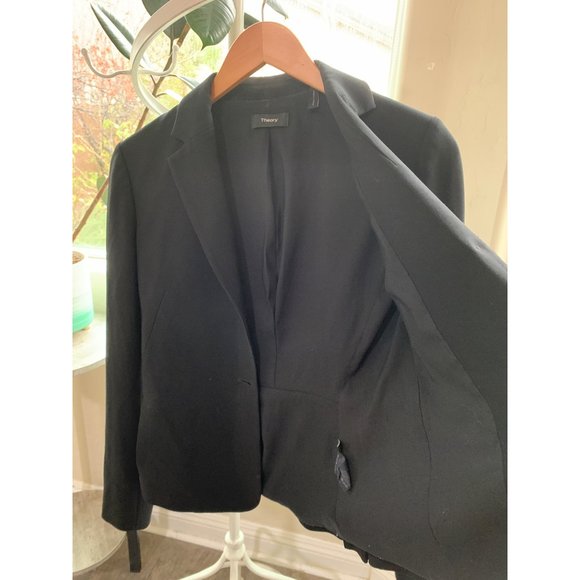 Theory Pleated Blazer Black Crepe Size 0 $465 Womens Career 6498 Pockets - Picture 5 of 14